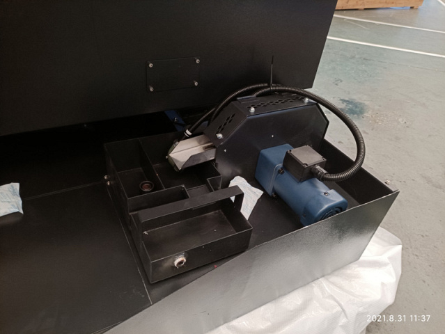 Фрезерный обрабатывающий центр 4-осевой KVL850B (SED 855) Fanuc