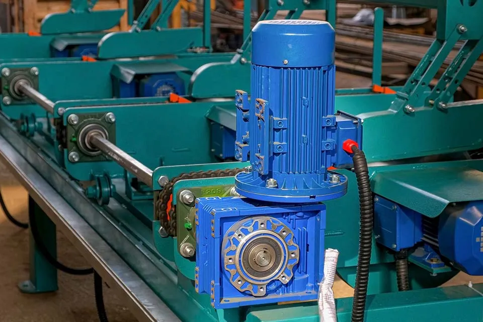 Торцовочный станок Cronver ST 2