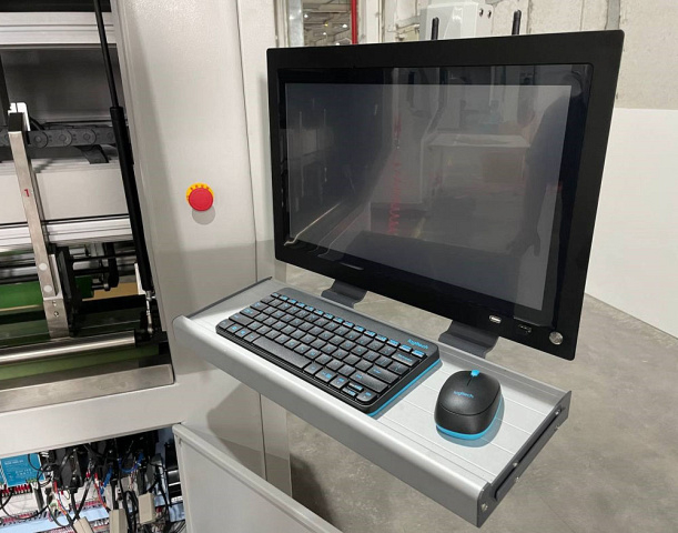 Автоматический резательно-рилёвочный центр с ЧПУ Beaver PACKMATIC TURBO 8K