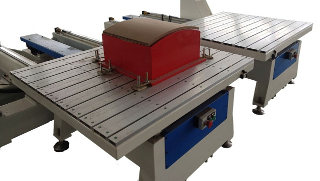 Четырехосевой обрабатывающий центр QUADRO TEOS 4X