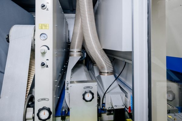 Автоматический плоско-шлифовальный станок QCMAC SAF1300B-3A