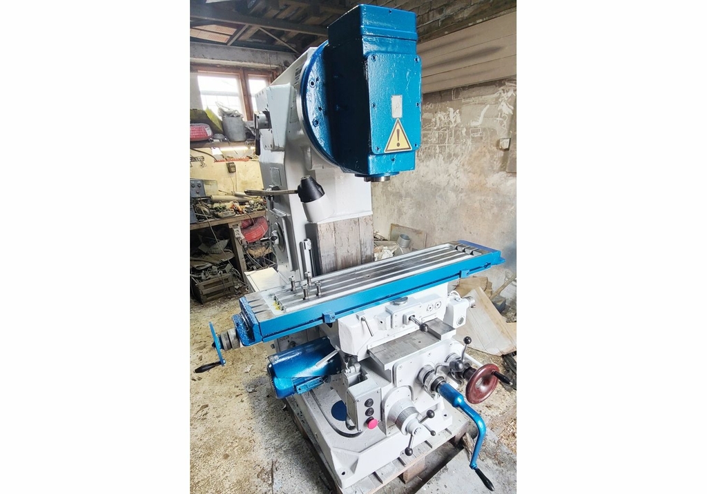 Вертикальный фрезерный станок 6К11 б/у