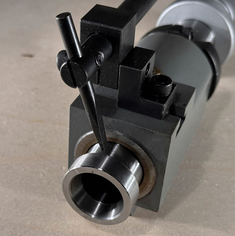 Приспособление для заточки фрез для ZM-25 (70025103)