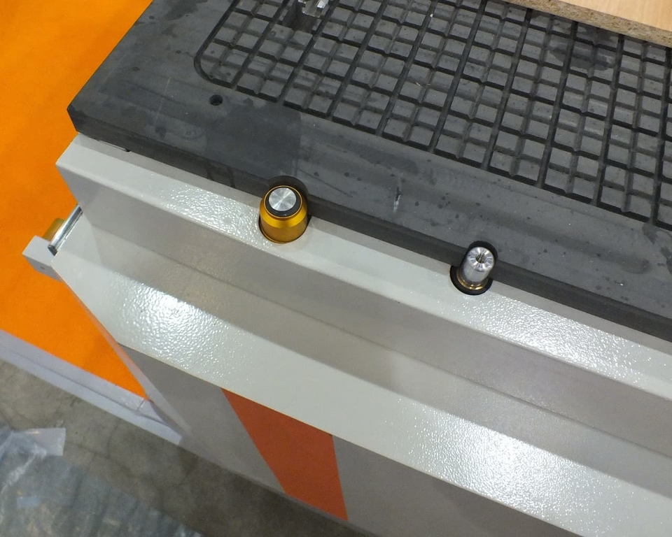 Фрезерный станок чпу LTT-2130ZW