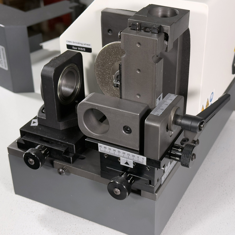 Cтанок для заточки метчиков AURA ZM-Y3C (74103000)