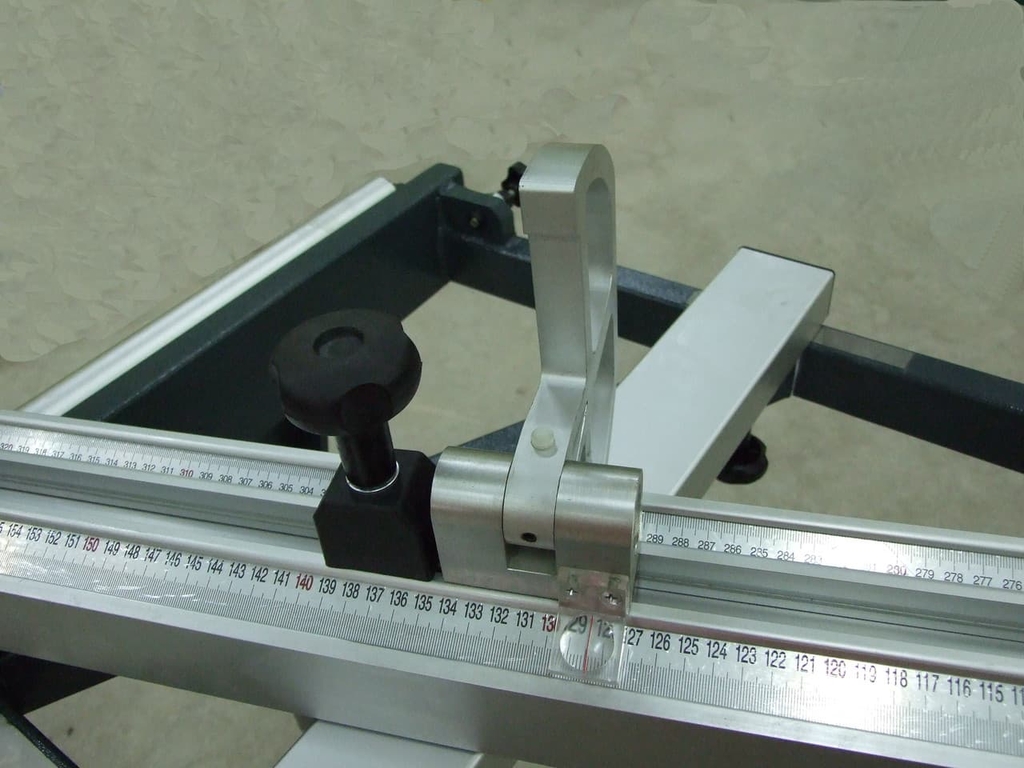 Форматно-раскроечный станок SW-400