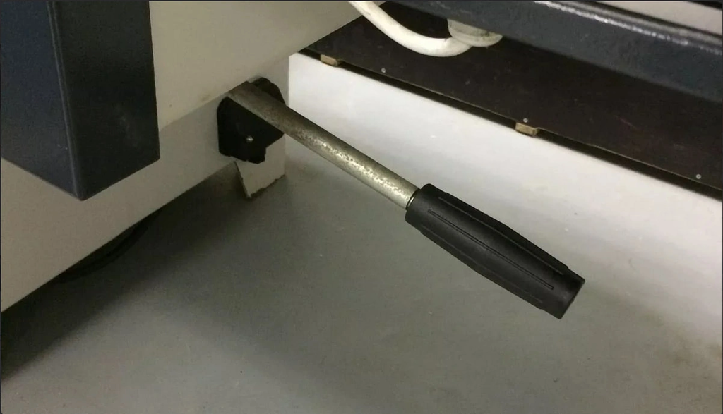 Фуговальные станки с диагональным валом SF 400D, SF 630D