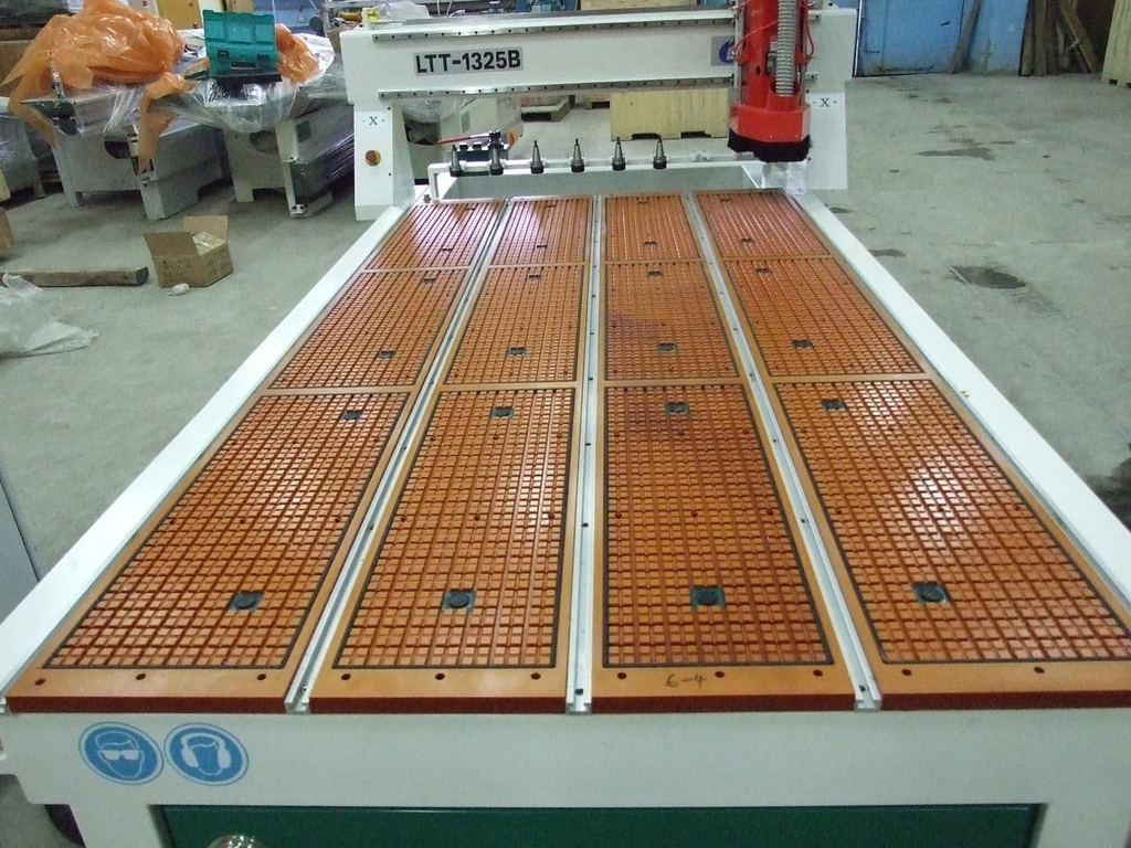 Фрезерный станок с чпу LTT-P1325Z