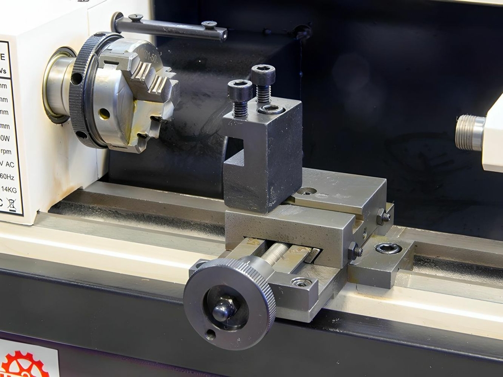 Мини токарный станок по металлу ML 110x125 Vs