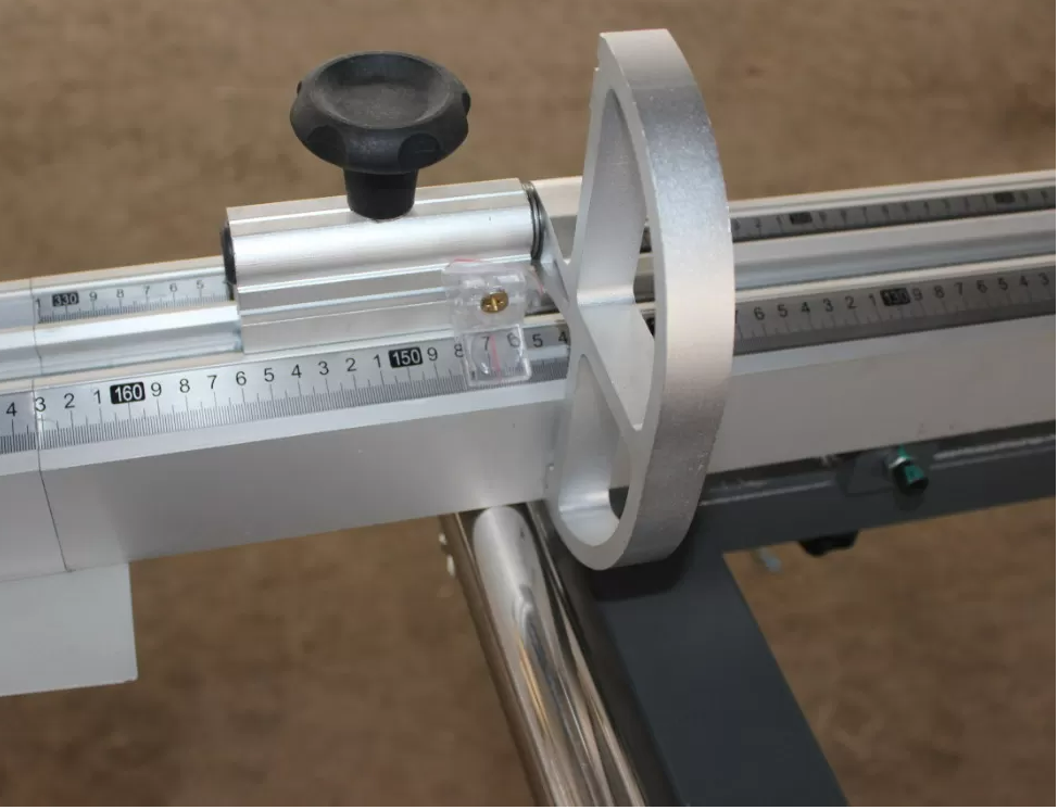 Форматно-раскроечный станок HOLD MJ320DSIi