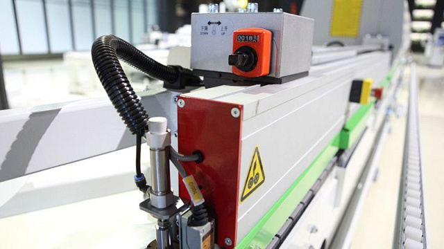 Кромкооблицовочный станок Nanxing NB6JQK