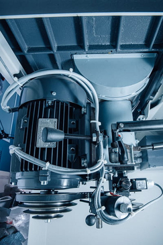 Фрезерные станки с шипорезной кареткой OSTERMANN T 1000