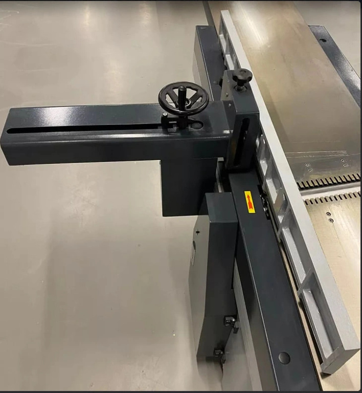 Фуговальный станок с диагональным валом SF 400DN