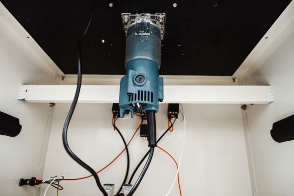 Кромкофрезерный станок Krom TRIMM 700