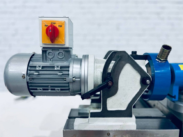 Станок для заточки концевых фрез IRONMAC M 115