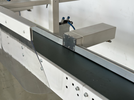 Автоматический торцовочный станок с функцией вырезки дефектов JANGJA AM8515 / EM8515