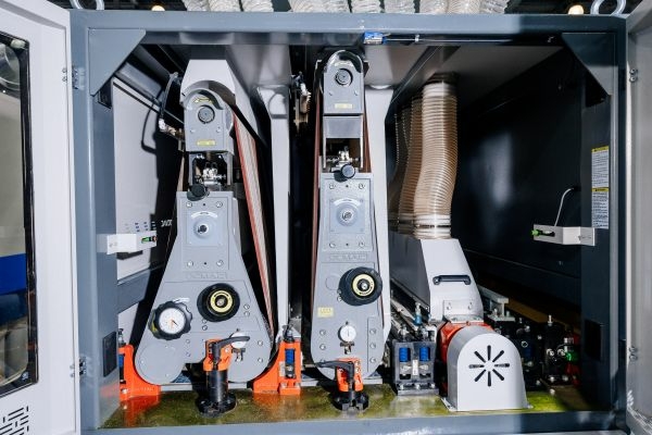 Калибровально-шлифовальный станок со строгальным валом QCMAC SPRU1300A