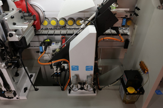 Автоматический кромкооблицовочный станок Filato OPTIMA 385 QLP