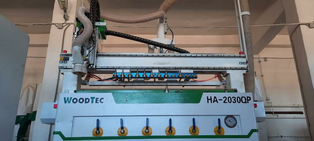 Фрезерно-гравировальный станок с чпу WoodTec HA 2030 QP