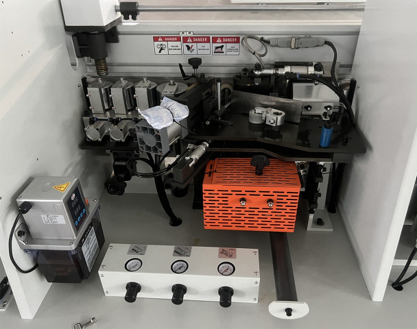 Автоматический кромкооблицовочный станок Filato Optima 515PW