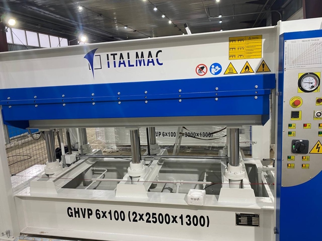 Гидравлический однопролетный пресс горячего прессования GHVP 6х100 (1х3000х1300)