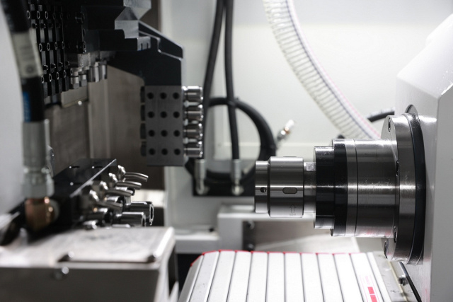 Автомат продольного точения IRONMAC ISL-326