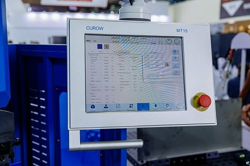 Листогибочный пресс с ЧПУ MetalTec HBС 110/2500 4+1 ЧПУ МТ-15