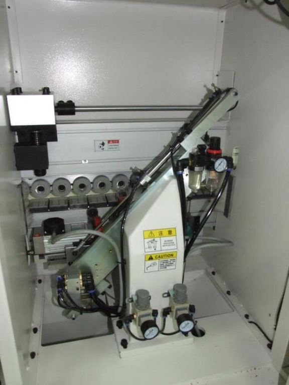 Автоматический кромкооблицовочный станок LTT-140