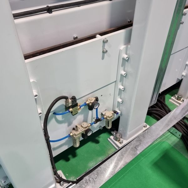 Линия прессования на базе проходного гидравлического горячего пресса Shanxi Quilin Machinery BY624х8/16