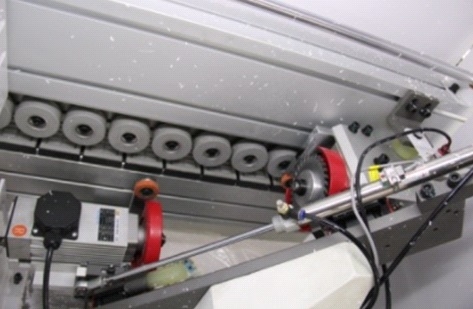 Кромкооблицовочный автоматический станок BJD-F750