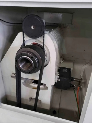 Токарный станок с ЧПУ КЕ80