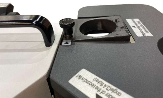 Станок для заточки концевых фрез IRONMAC M133