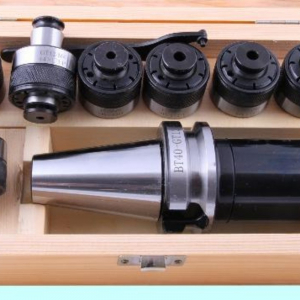 Патрон резьбонарезной с хвостовиком 7:24-BT40 (MAS403) для станков c ЧПУ с набором головок из 7шт. М 3-М12 (BТ40-GT12-110L)