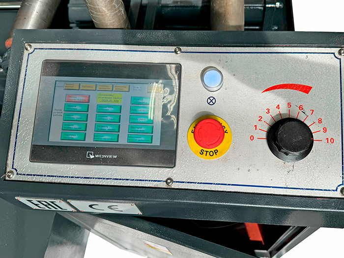 Автоматический двухколонный ленточнопильный станок GNC 4230 Z с поворотной рамой