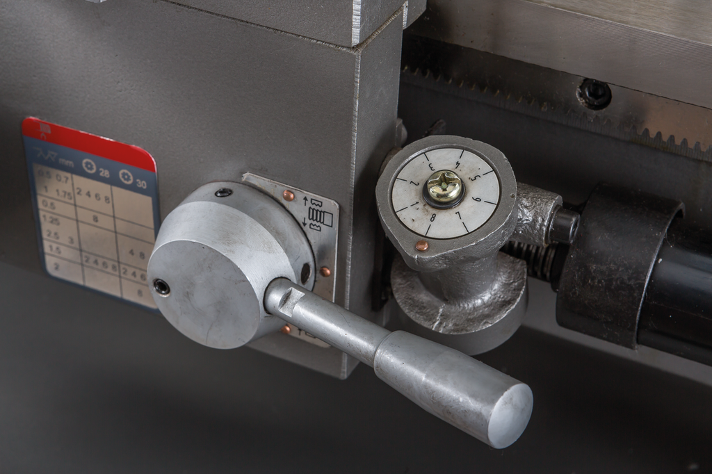 Универсальный токарный станок Jet BD-11GDMA (50000915MCD)