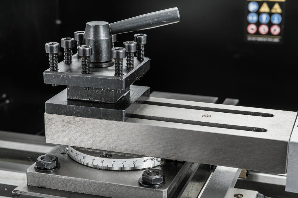 Настольный токарный станок по металлу JET BD-8A DRO (50000548M)