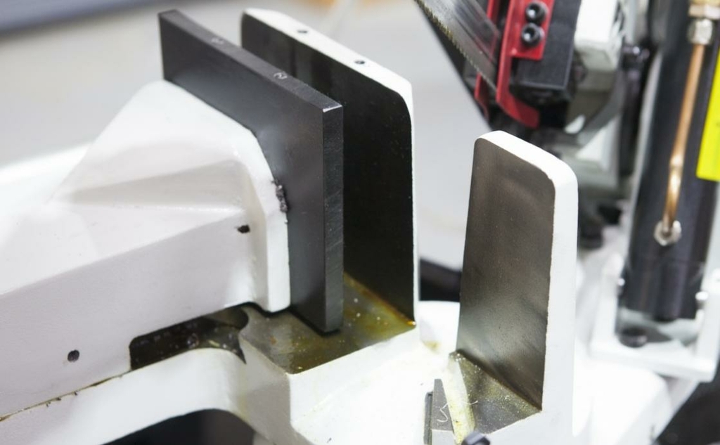 Станок ленточнопильный Stalex BS-260G (388017)