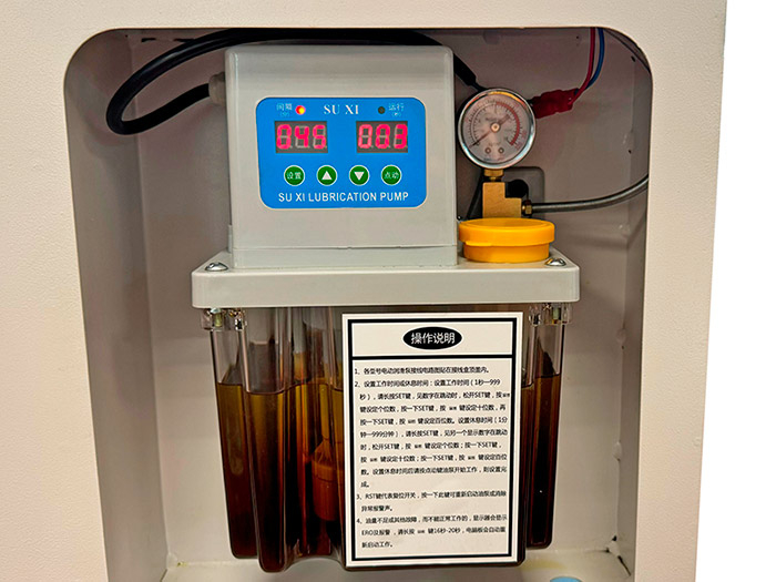 Токарный станок CK560/2000 с плоской станиной с ЧПУ Siemens 808D