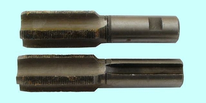 Метчик М33,0 х 1,5 машинный Р18 с ц/х d 25мм комплект из 2-х шт. специальный