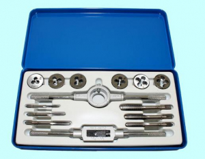 Вороток,плашкодерж-ль и по  6 метчиков и плашек М3-М10 9ХС в метал. футляре (14 поз.) SM014-1 "CNIC"