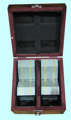 Призмы магнитные 100х80х50мм (к-т из 2х шт.) усилие отрыва 80кг "CNIC" (KMV-80В)