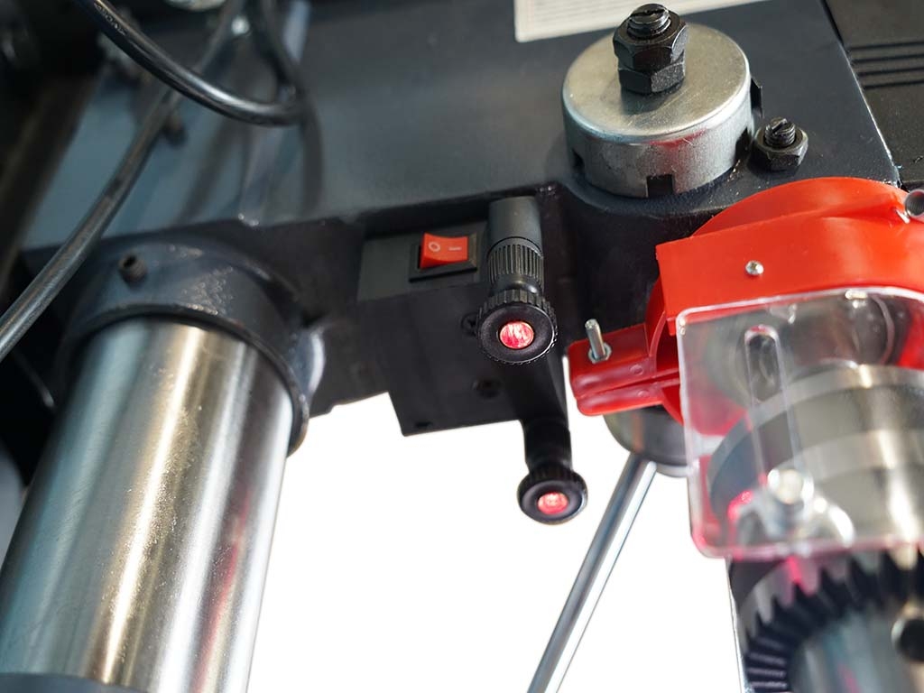 Вертикальный сверлильный станок Metal Master M25D