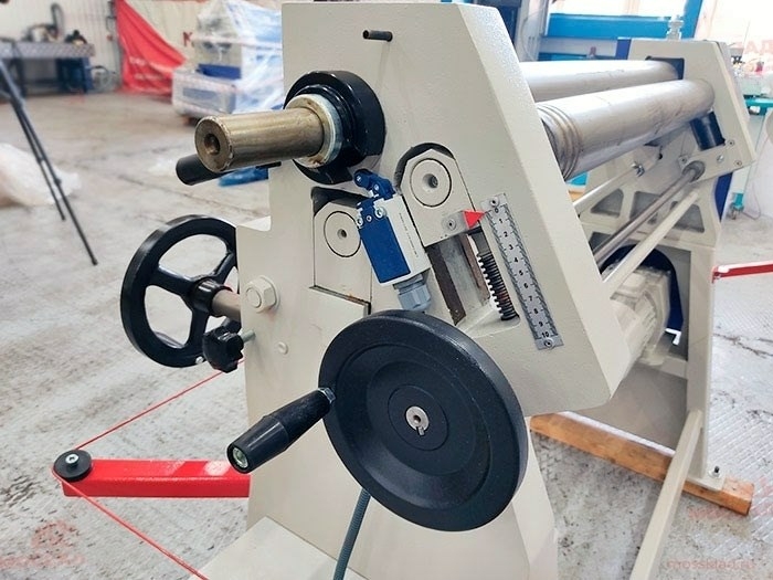 Электромеханические вальцы SM 90-10/3.3