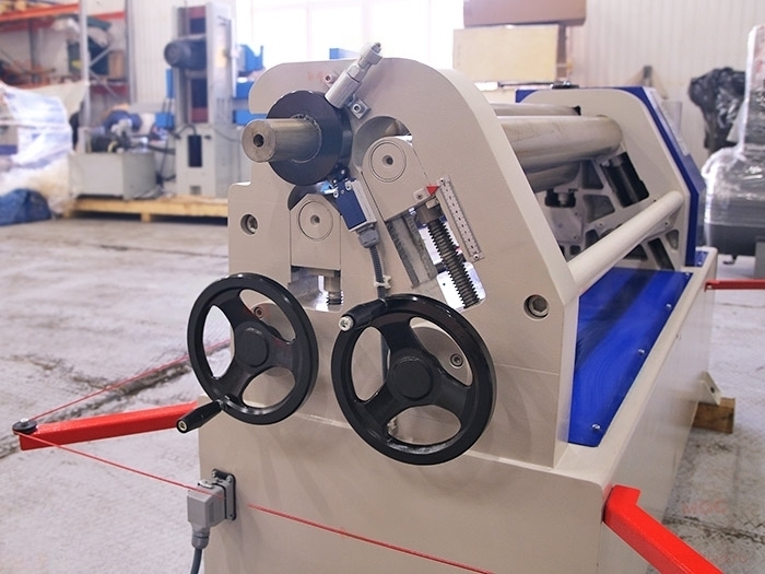 Электромеханические промышленные вальцы SME 130-10/5.5