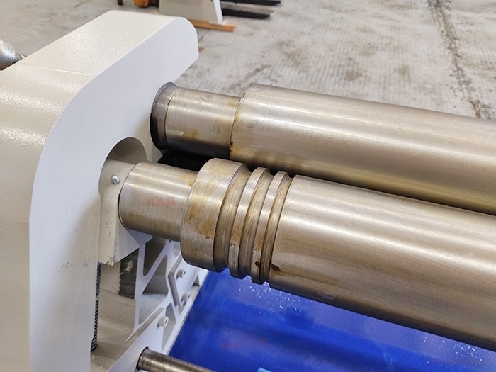 Электромеханические промышленные вальцы SME 130-10/5.5