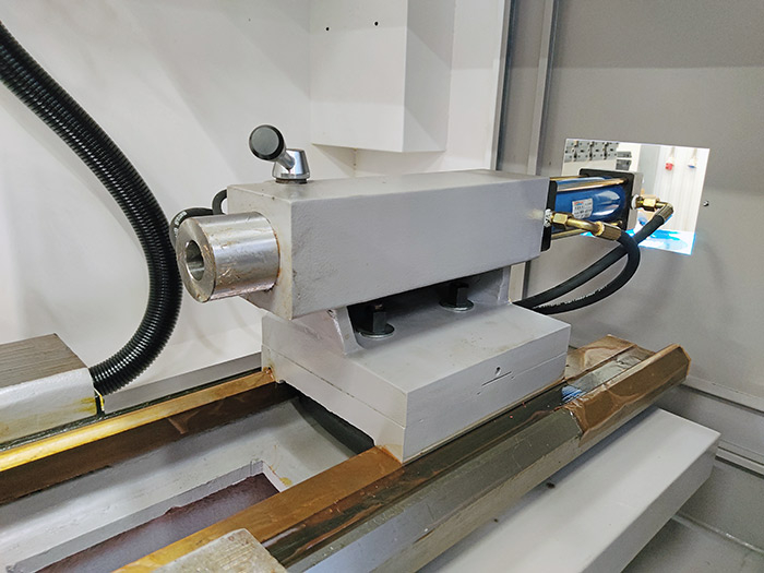 Токарный станок CK6136/750 с плоской станиной с ЧПУ Siemens 808D