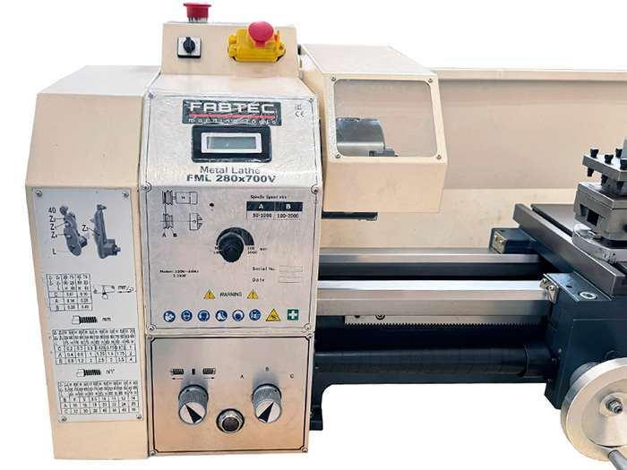 Токарный станок FML 280х700 V с плавной регулировкой скорости