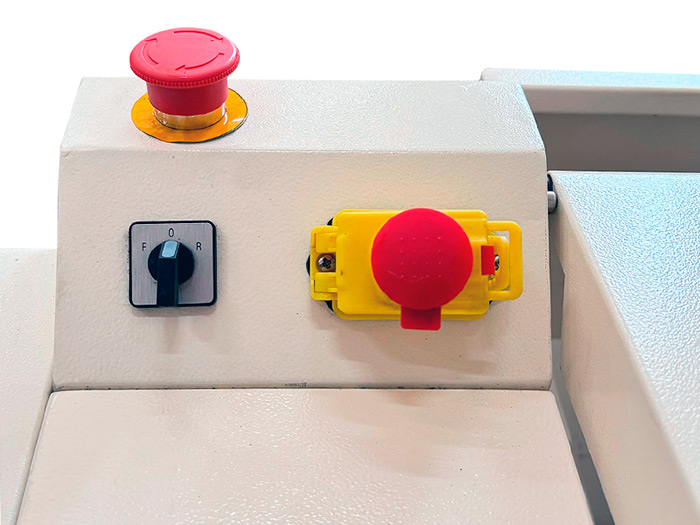 Токарный станок FML 280х700 (выставочный образец)