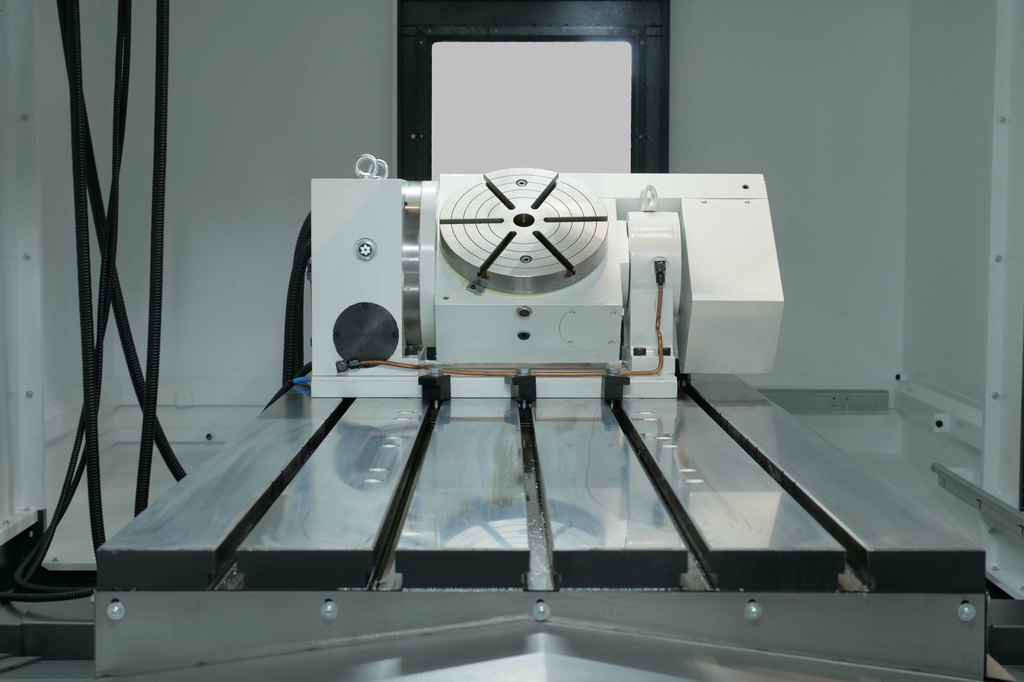 Вертикальный обрабатывающий центр ФС180МФ3