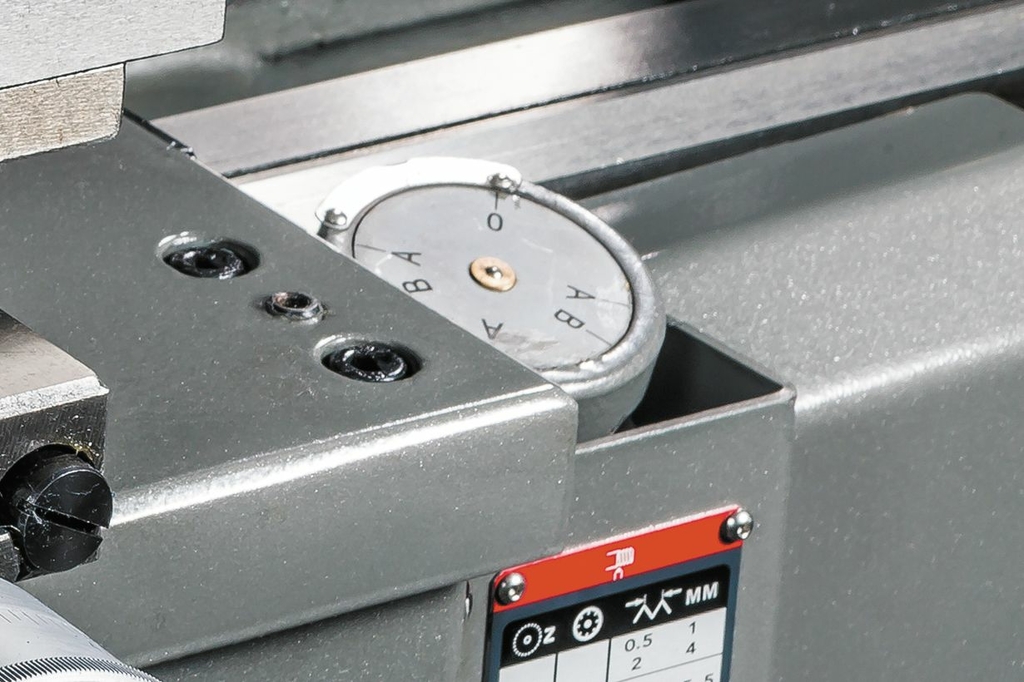 Токарно-винторезный станок Jet GHB-1340A DRO (50000710T)